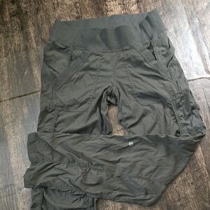 LULULEMON Athletica Gray Quick Step Cargo Pants Sz 6